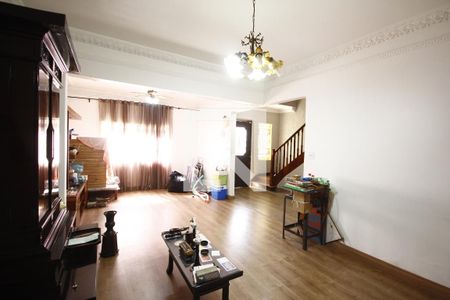 Sala de casa à venda com 4 quartos, 200m² em Liberdade, São Paulo