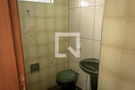 Banheiro de casa para alugar com 1 quarto, 30m² em Cupecê, São Paulo