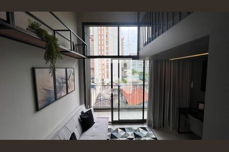 Sala  de kitnet/studio para alugar com 1 quarto, 27m² em Cerqueira César, São Paulo