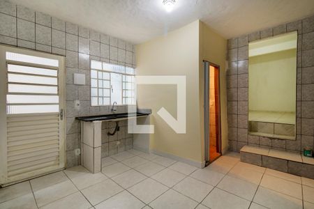 Cozinha de casa para alugar com 1 quarto, 40m² em Jardim Peri, São Paulo