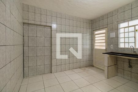 Cozinha de casa para alugar com 1 quarto, 40m² em Jardim Peri, São Paulo