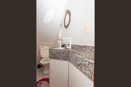 Lavabo de casa para alugar com 2 quartos, 130m² em Vila Nair, São Paulo