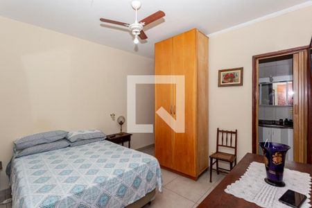 Suíte 1 de casa para alugar com 2 quartos, 130m² em Vila Nair, São Paulo