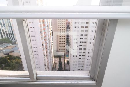 Vista da Sala de apartamento para alugar com 2 quartos, 86m² em Indianópolis, São Paulo