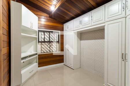 Suíte 1 de casa à venda com 5 quartos, 315m² em Vila Rosalia, Guarulhos