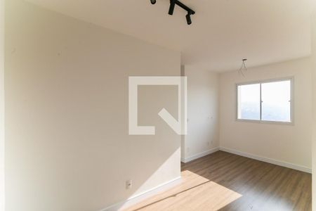 Sala de apartamento para alugar com 2 quartos, 42m² em Parque Arariba, São Paulo