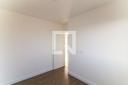 Quarto 2 de apartamento para alugar com 2 quartos, 42m² em Parque Arariba, São Paulo