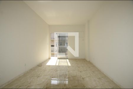 Sala de apartamento para alugar com 2 quartos, 80m² em Praça Seca, Rio de Janeiro