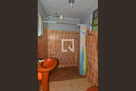 Banheiro de casa para alugar com 2 quartos, 100m² em São José, Canoas