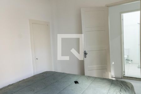 Quarto 1 de apartamento para alugar com 2 quartos, 70m² em Copacabana, Rio de Janeiro