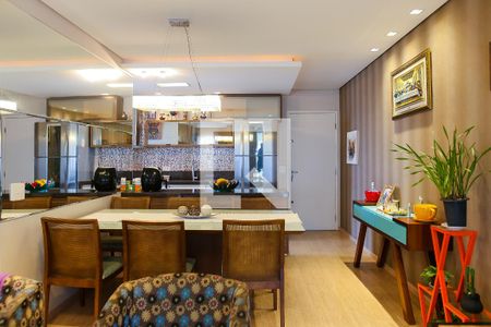 Sala de apartamento à venda com 2 quartos, 67m² em Vila Curuca, Santo André