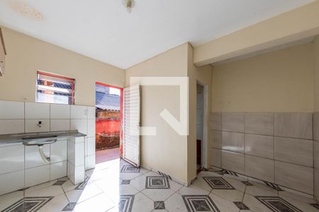 Sala/Cozinha de casa para alugar com 1 quarto, 31m² em Vila Alpina, São Paulo