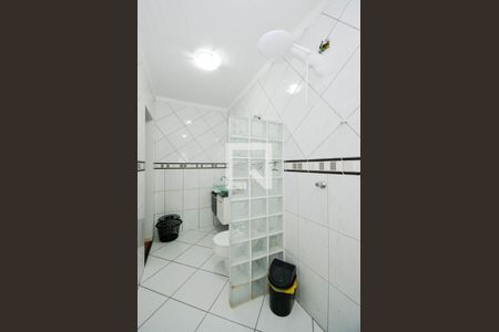 Casa à venda com 218m², 4 quartos e 3 vagas Casa à venda com 218m², 4 quartos e 3 vagasBanheiro da Suíte