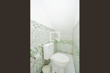 Casa à venda com 218m², 4 quartos e 3 vagas Casa à venda com 218m², 4 quartos e 3 vagasLavabo