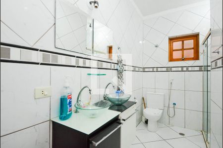 Casa à venda com 218m², 4 quartos e 3 vagas Casa à venda com 218m², 4 quartos e 3 vagasBanheiro Social