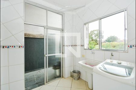 Casa à venda com 218m², 4 quartos e 3 vagas Casa à venda com 218m², 4 quartos e 3 vagasÁrea de Serviço