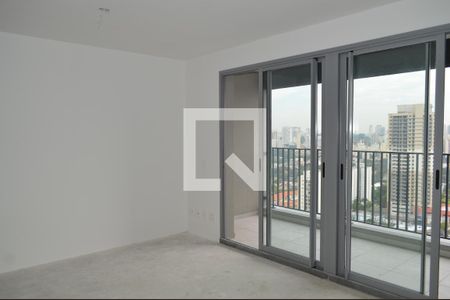 Sala/Quarto de apartamento à venda com 1 quarto, 36m² em Vila Firmiano Pinto, São Paulo