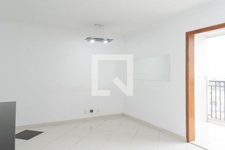 Sala de apartamento para alugar com 3 quartos, 82m² em Vila Augusta, Guarulhos