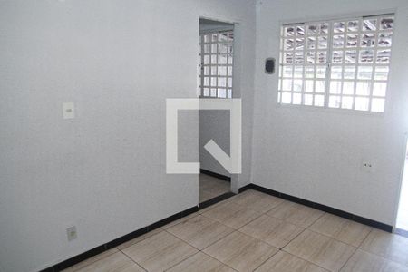 Sala de casa para alugar com 2 quartos, 90m² em Ceilândia Sul (ceilândia), Brasília