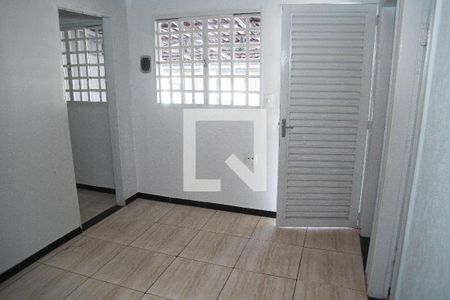 Sala de casa para alugar com 2 quartos, 90m² em Ceilândia Sul (ceilândia), Brasília