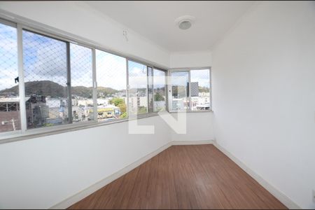 Sala de apartamento para alugar com 2 quartos, 80m² em Penha Circular, Rio de Janeiro