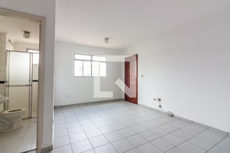 Sala  de apartamento para alugar com 3 quartos, 65m² em Vila Osasco, Osasco