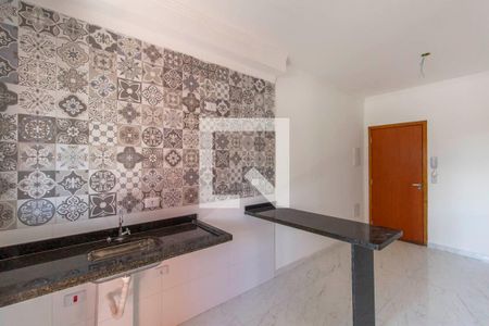 Sala e Cozinha Integrada  de apartamento à venda com 2 quartos, 42m² em Vila Reg. Feijó, São Paulo