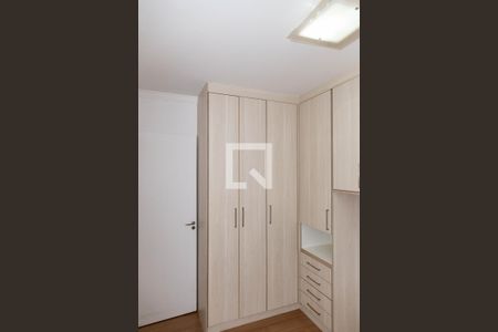 Quarto 1 de apartamento à venda com 2 quartos, 43m² em Canhema, Diadema