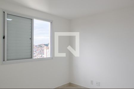 Quarto 2 de apartamento para alugar com 2 quartos, 50m² em Santa Terezinha, São Bernardo do Campo