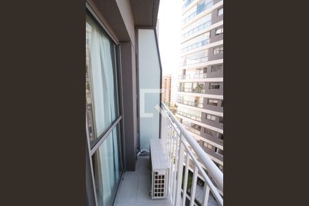 Varanda da Sala de kitnet/studio à venda com 1 quarto, 29m² em Vila Nova Conceição, São Paulo