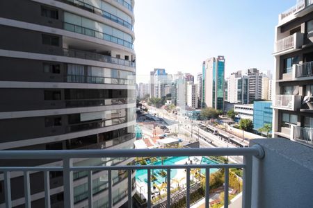 Varanda da Sala de kitnet/studio à venda com 1 quarto, 29m² em Vila Nova Conceição, São Paulo