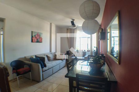 Apartamento à venda com 75m², 2 quartos e sem vagaSala