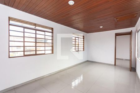 Quarto de kitnet/studio para alugar com 1 quarto, 40m² em Barreirinha, Curitiba