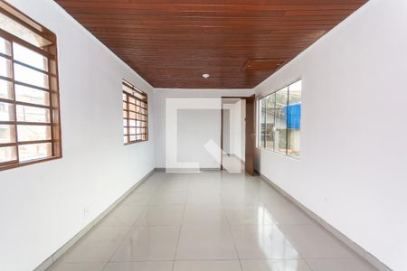 Quarto de kitnet/studio para alugar com 1 quarto, 40m² em Barreirinha, Curitiba