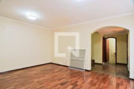 Sala de casa à venda com 3 quartos, 240m² em Parque Peruche, São Paulo