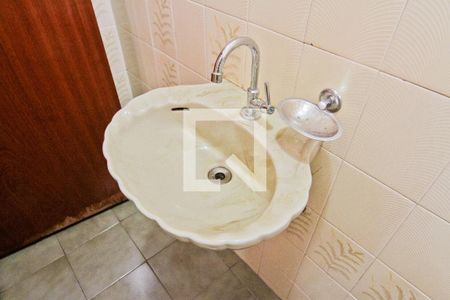 Lavabo de casa à venda com 3 quartos, 240m² em Parque Peruche, São Paulo