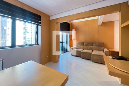 Sala de apartamento para alugar com 2 quartos, 64m² em Moema, São Paulo