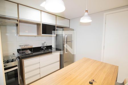 Cozinha de apartamento para alugar com 1 quarto, 57m² em Cidade São Francisco, São Paulo