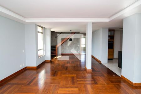 Apartamento à venda com 186m², 4 quartos e 2 vagasSala