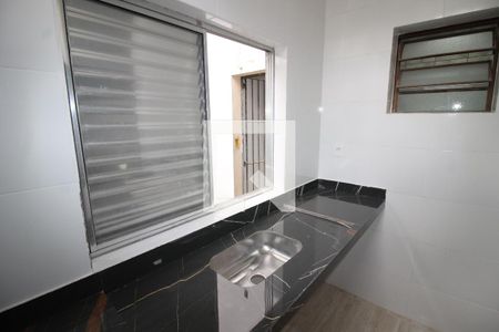 Cozinha de kitnet/studio para alugar com 1 quarto, 28m² em Brás, São Paulo