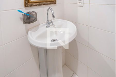 Apartamento à venda com 57m², 3 quartos e 1 vaga Apartamento à venda com 57m², 3 quartos e 1 vagaBanheiro Social