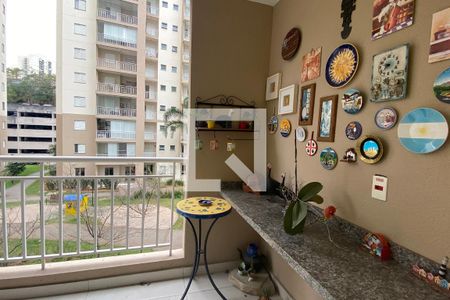 Varanda de apartamento à venda com 2 quartos, 79m² em Jardim Tupanci, Barueri