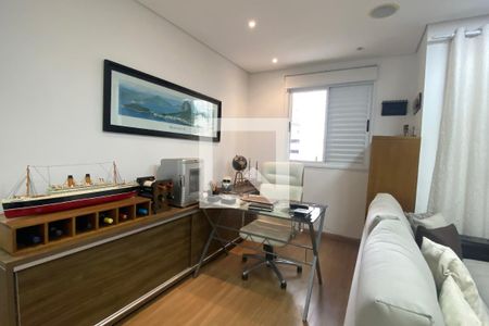 Escritório de apartamento à venda com 2 quartos, 79m² em Jardim Tupanci, Barueri