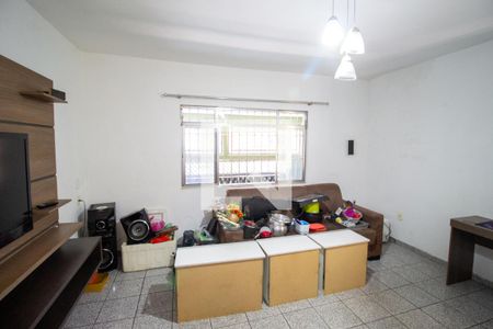 Sala de casa à venda com 3 quartos, 250m² em Parque Cruzeiro do Sul, São Paulo