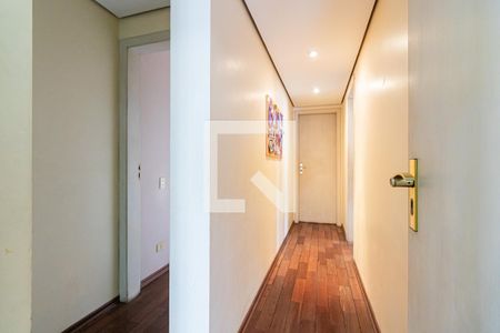 Corredor de apartamento para alugar com 3 quartos, 150m² em Tatuapé, São Paulo