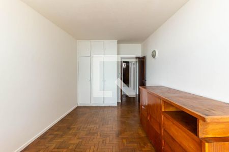 Apartamento à venda com 214m², 4 quartos e 1 vaga Apartamento à venda com 214m², 4 quartos e 1 vagaQuarto 4
