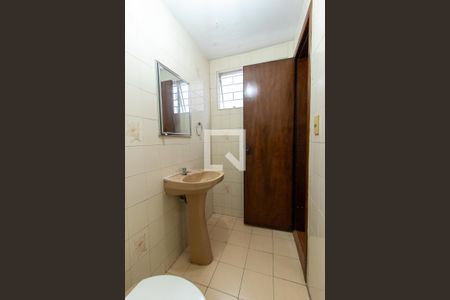 Lavabo de casa para alugar com 4 quartos, 180m² em Santa Quitéria, Curitiba