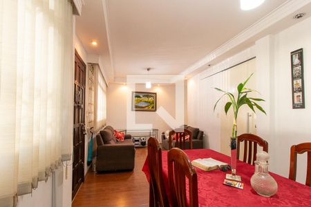 Sala 1 de casa para alugar com 4 quartos, 180m² em Santa Quitéria, Curitiba