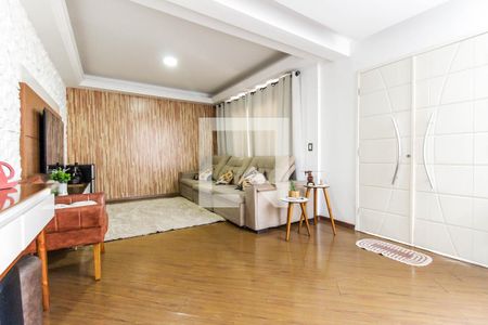 Sala de casa à venda com 2 quartos, 250m² em Jardim Itapemirim, São Paulo