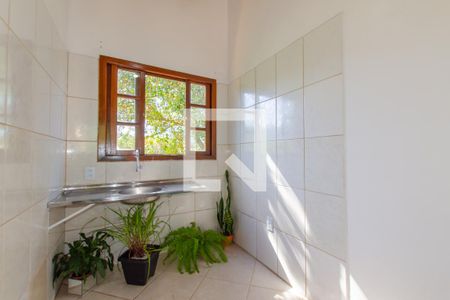 Sala e cozinha de apartamento para alugar com 2 quartos, 42m² em Rio Tavares, Florianópolis